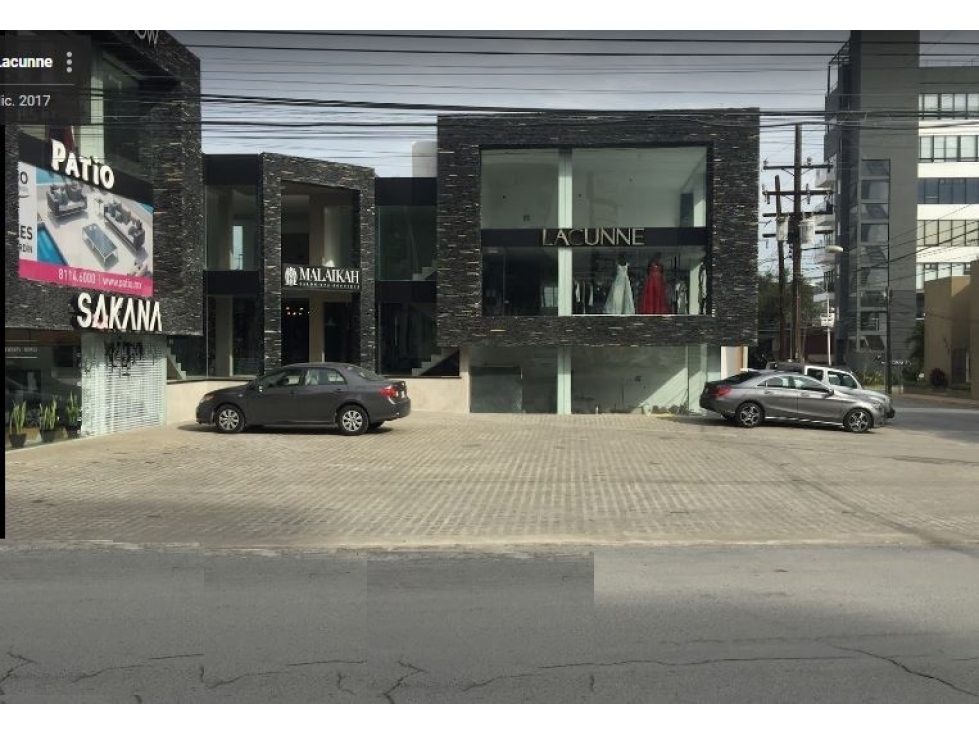 EXCELENTE PLAZA COMERCIAL EN VENTA ESQUINA CENTRITO VALLE MAO - 6