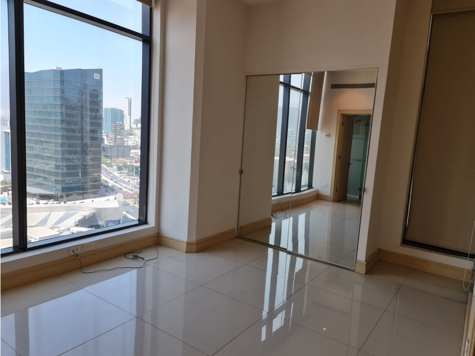 DEPARTAMENTO EN VENTA EN TORRE METROPOLITAN VALLE ORIENTE - 6