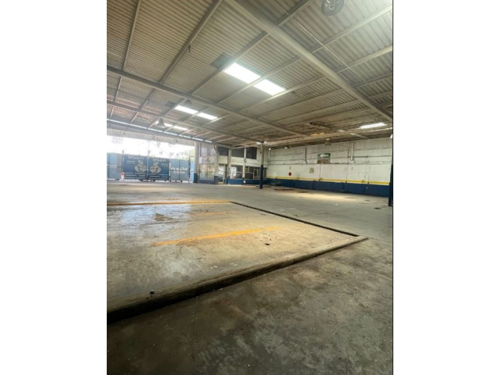 EXCELENTE BODEGA EN AV PROL MADERO EN RENTA 635 M2 $ 150.000 - 5