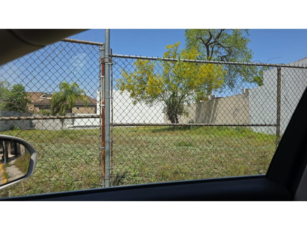 TERRENO EN VENTA EN BOSQUES DEL VALLE NLC - 1