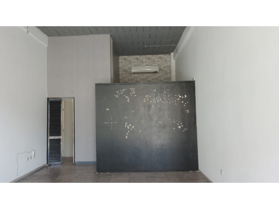 LOCAL COMERCIAL EN RENTA PLAZA VIA 02 SAN JERONIMO 52 M2 $ 24.100 — foto 5