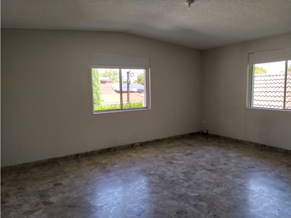 Casa En Venta 800 M Ubicada, Arriba de Calzada del Valle En los Rios — foto 5