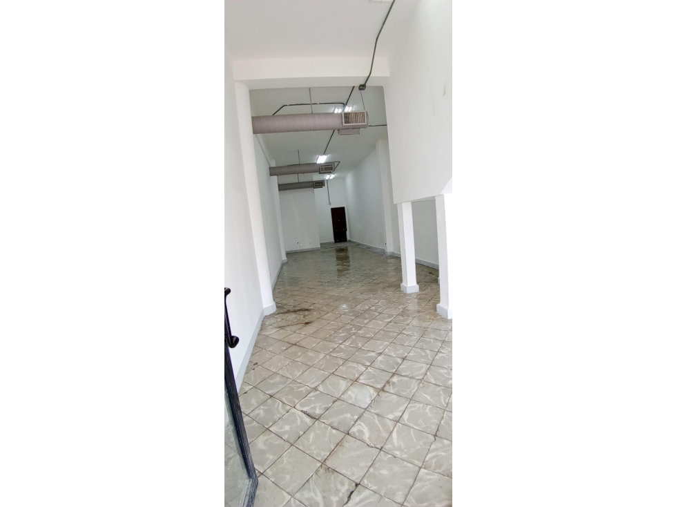 RENTA DE LOCAL EN CENTRO AV PRINCIPAL 51 M 2 $ 40.000