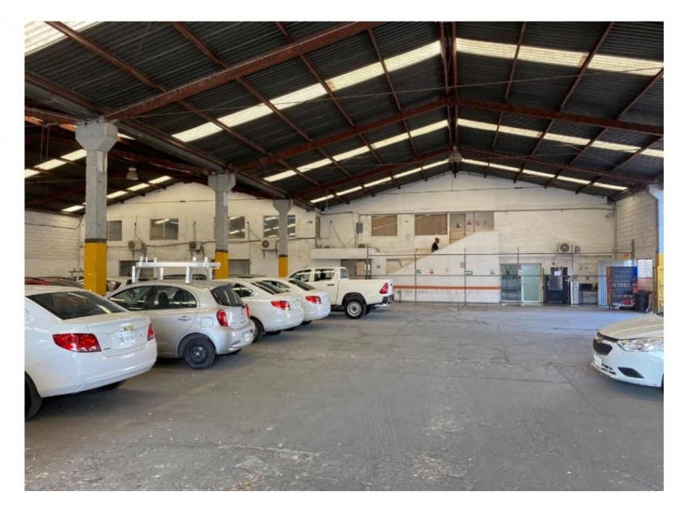 BODEGA EN VENTA COL CONST DEL 57 AREA MITRAS 5134 N 2 $ 59.000.000 - 1