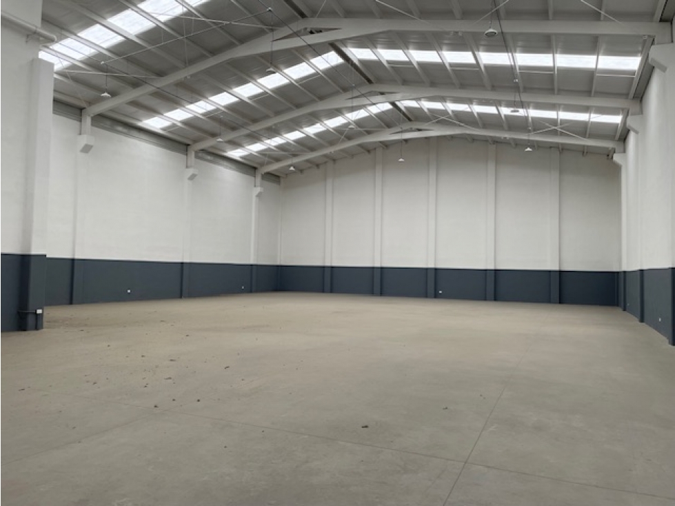 BODEGA 17-18 EN VENTA PARA ESTRENAR PARQUE INDUSTRIAL SANTA CATARINA - 5