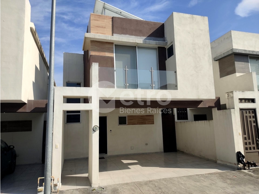 RESIDENCIAL APODACA Casa en VENTA en Apodaca MZC