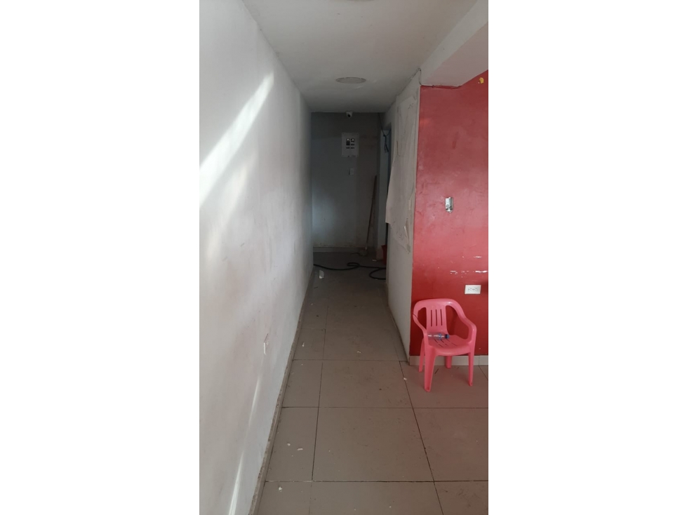 LOCAL EN VENTA BARRIO LOS ROBLES EN SOLEDAD - 4