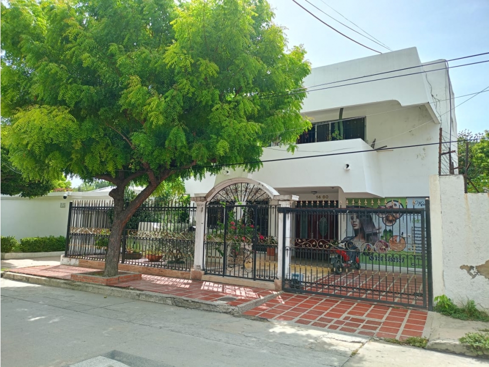 HERMOSA CASA EN SANTA MARTA