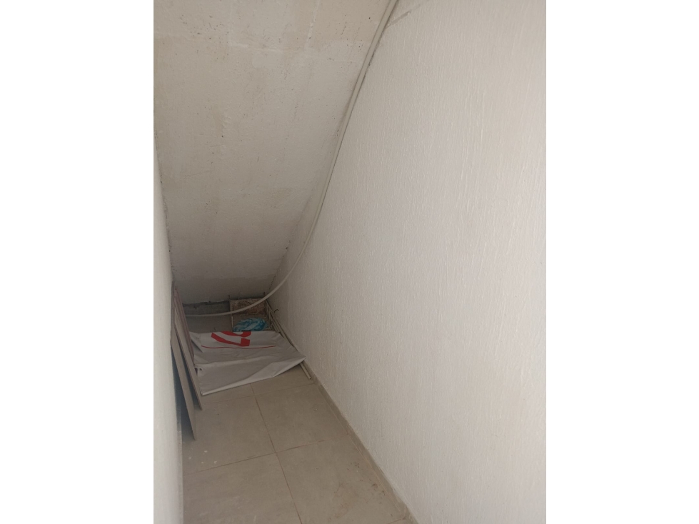 LOCAL COMERCIAL EN ARRIENDO - 3