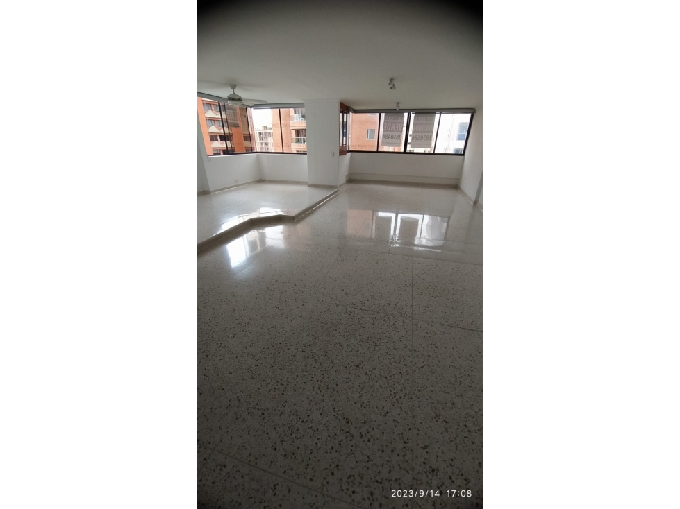 Apartamento en venta — foto 2