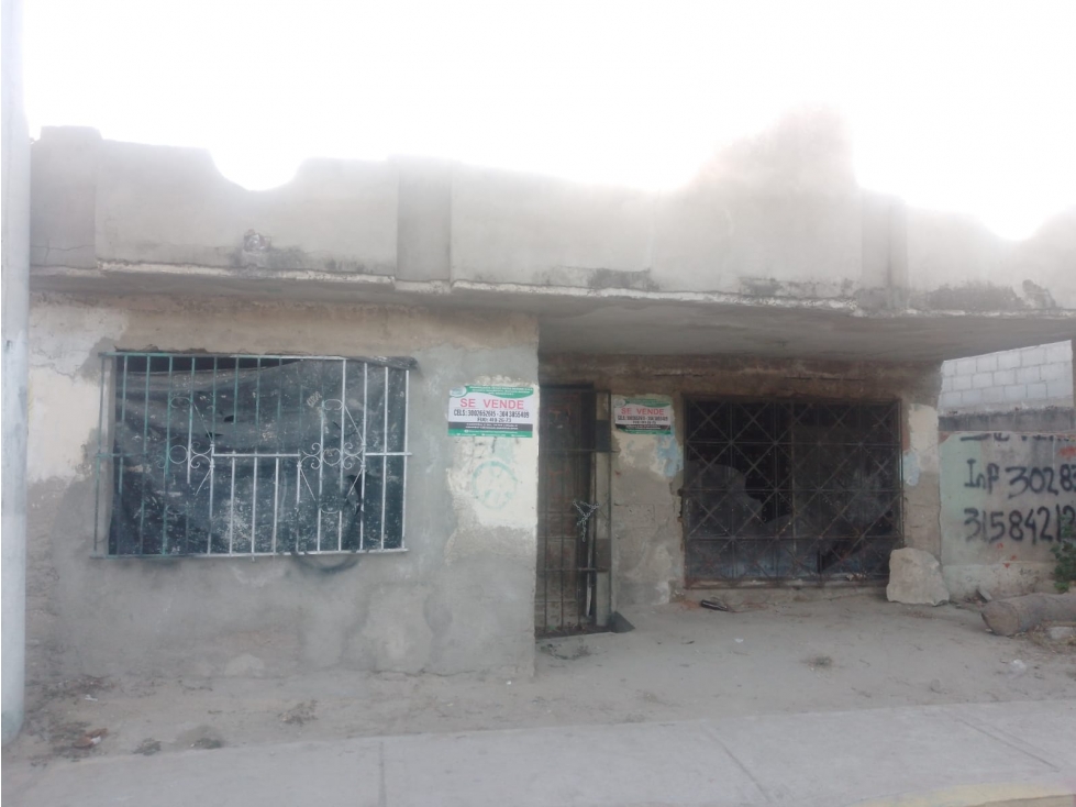 CASA LOTE EN VENTA - 1