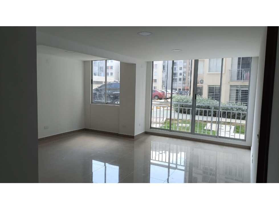 APARTAMENTO EN ARRIENDO — foto 3