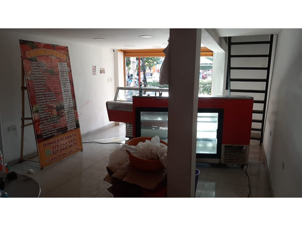 LOCAL EN VENTA BARRIO LOS ROBLES EN SOLEDAD - 2