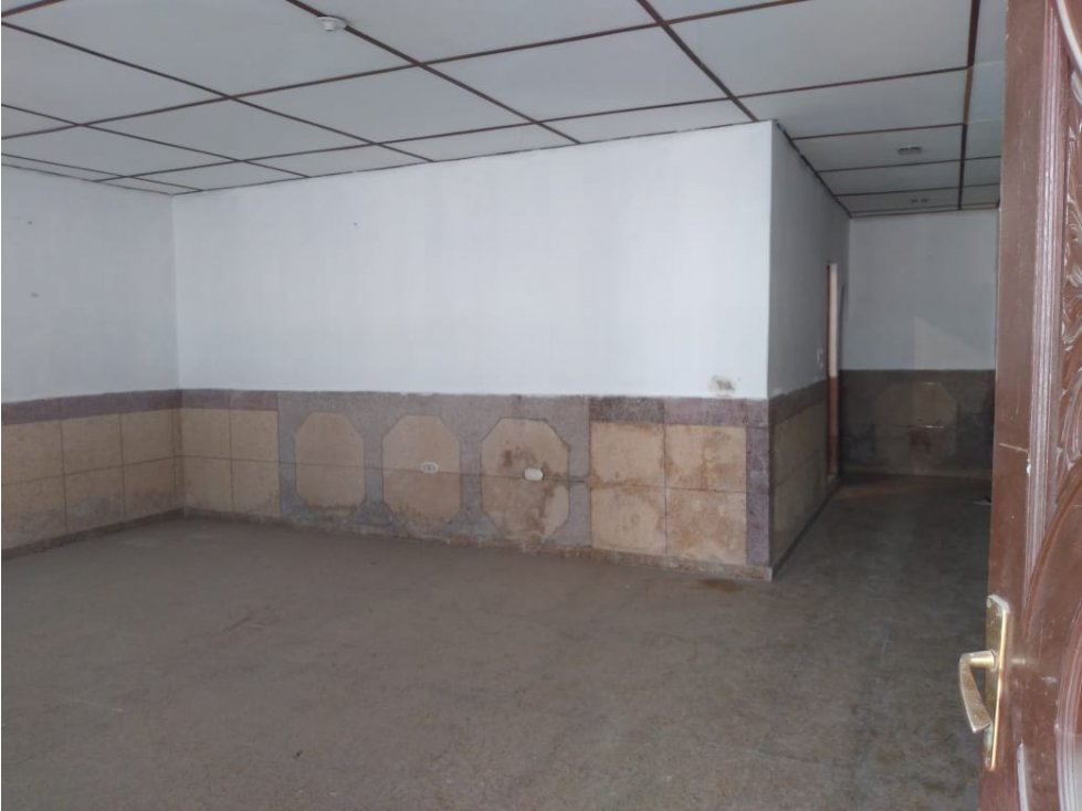 CASA AMPLIA EN ARRIENDO - 3