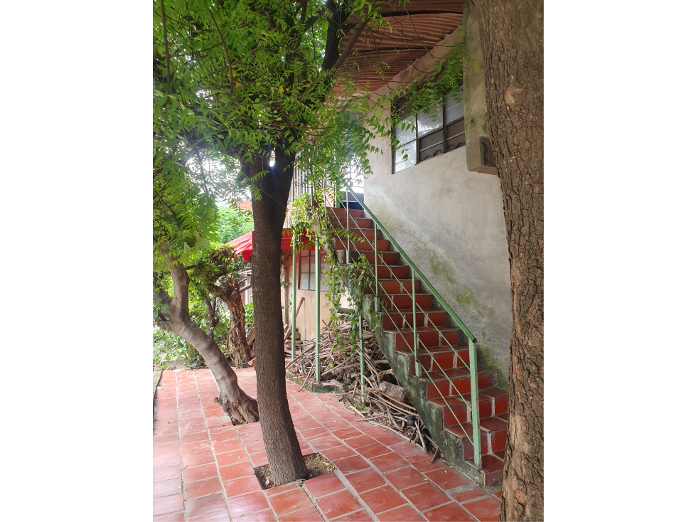 SE VENDE CASA ESQUINERA FRENTE A LA BOMBA DE CHAPARRAL EN PATIOS — foto 2