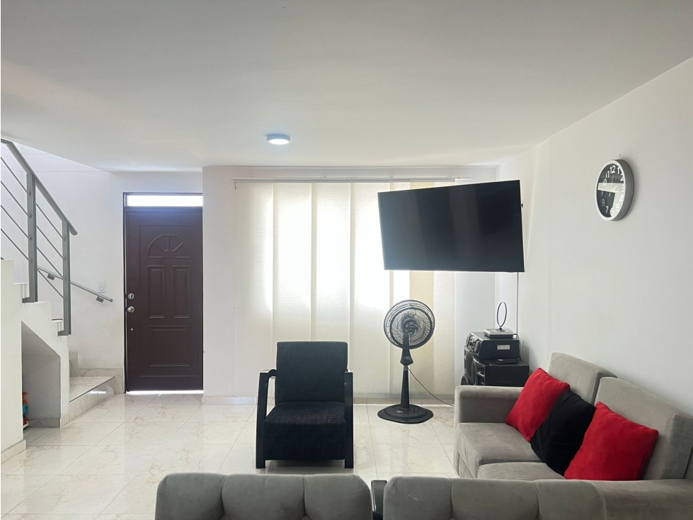 SE VENDE HERMOSA VIVIENDA EN EL CONJUNTO VILLAS DE ZARAGOZA - 1