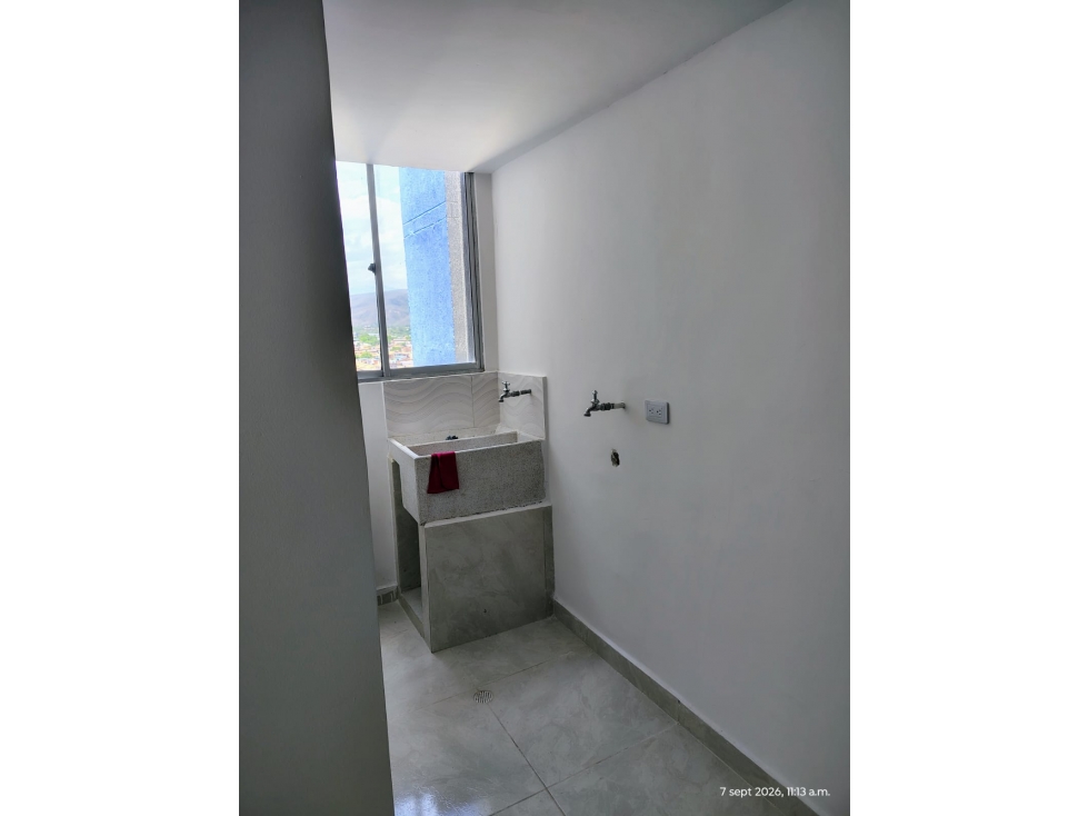 SE ARRIENDA APARTAMENTO EN CONJUNTO CERRADO PRIMAS — foto 2