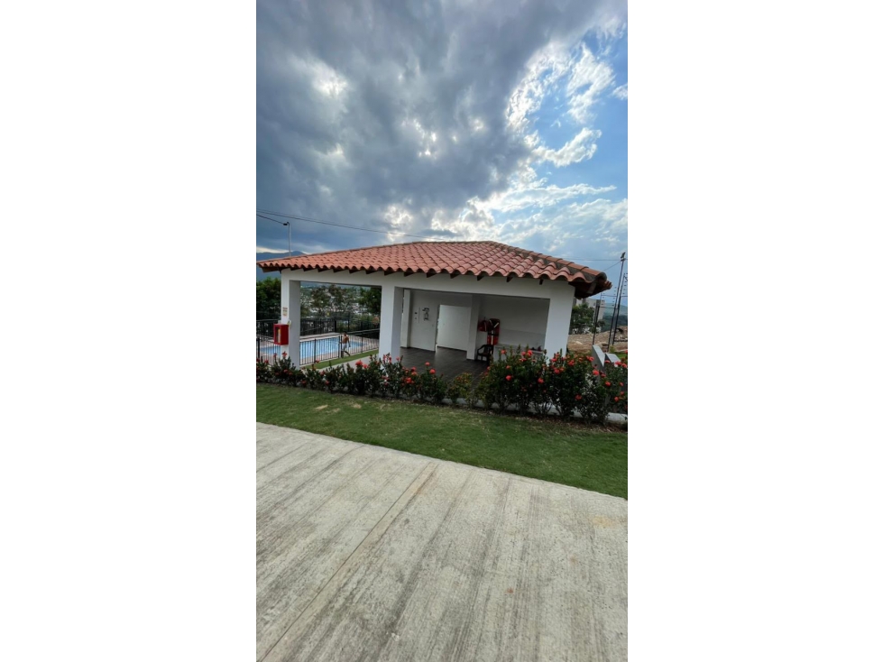 CASA VENTA CONJUNTO RES MONTEVEHLO
