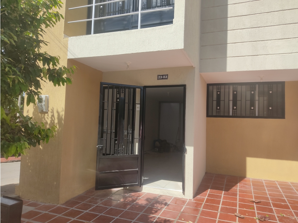 CASA RECIÉN REMODELADA TRES HABITACIONES EN VENTA — foto 4