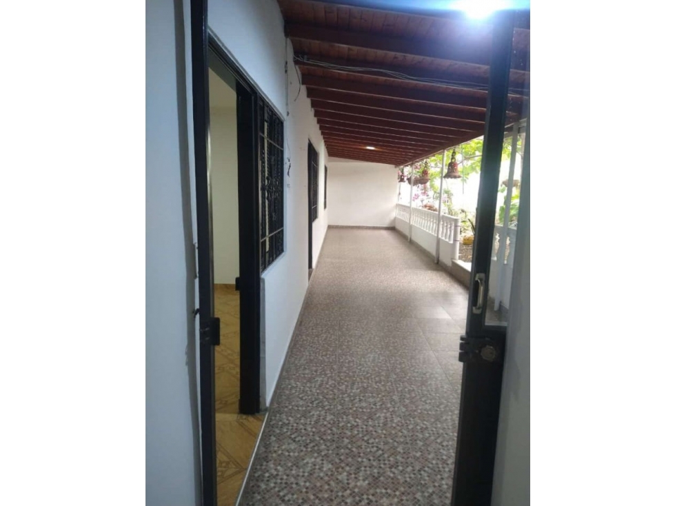 SE VENDE CASA + APARTAMENTO EN LOS PATIOS - 3