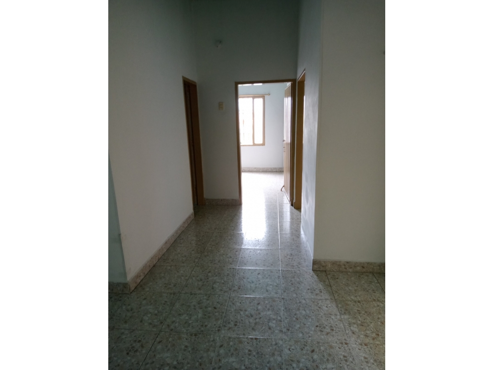 SE ARRIENDA APARTAMENTO EN EL CENTRO DE VILLA DEL ROSARIO - 2