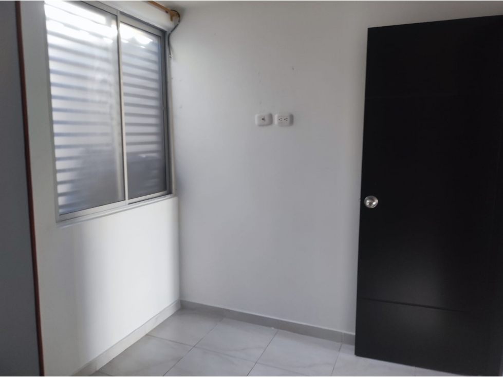 SE VENDE CASA EN LA URBANIZACION SANTA BARBARA - 3