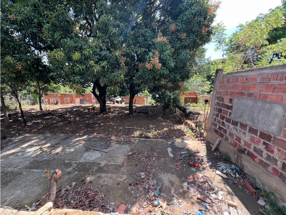 SE VENDE LOTE UBICADO EN EL BARRIO FATIMA - 3