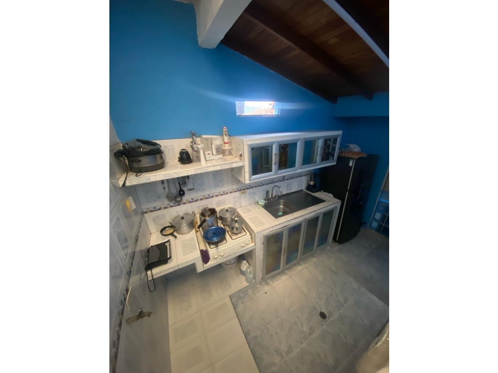 PARA VENTA CASA CON LOCAL EN PRIMER PISO ZONA COMERCIAL - 5