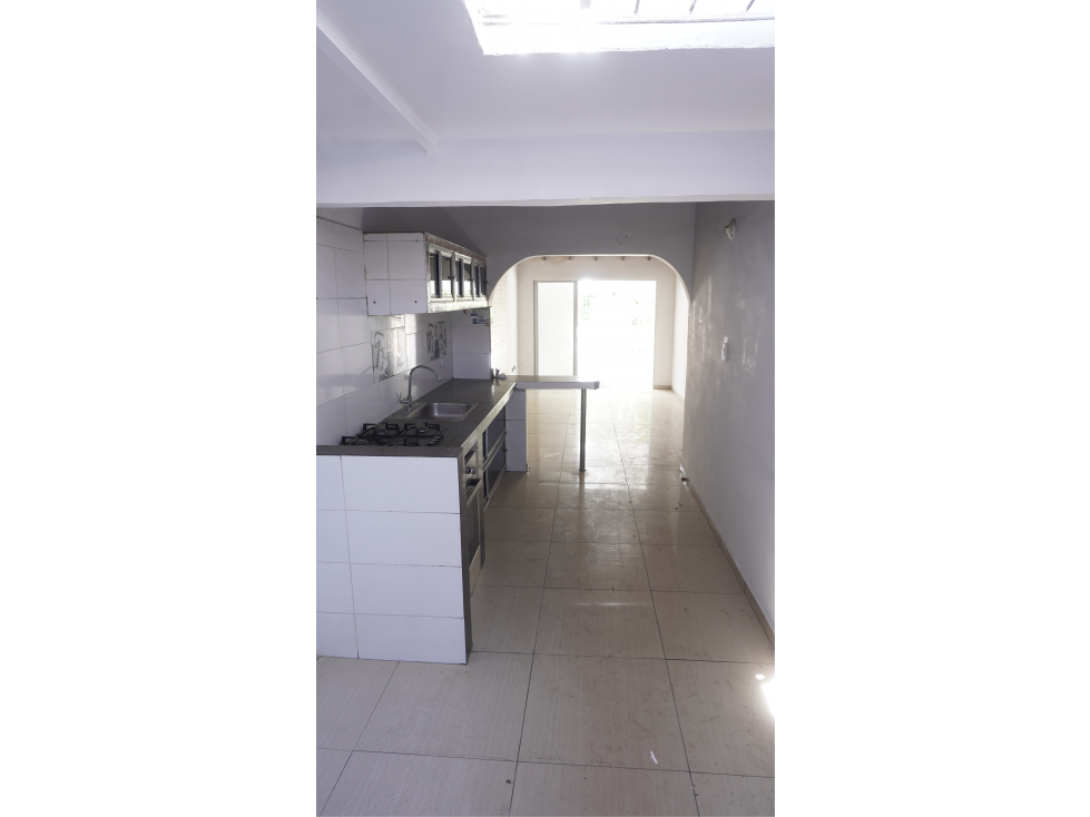 SE VENDE HERMOSA CASA EN ALTOS DEL TAMARINDO - 6
