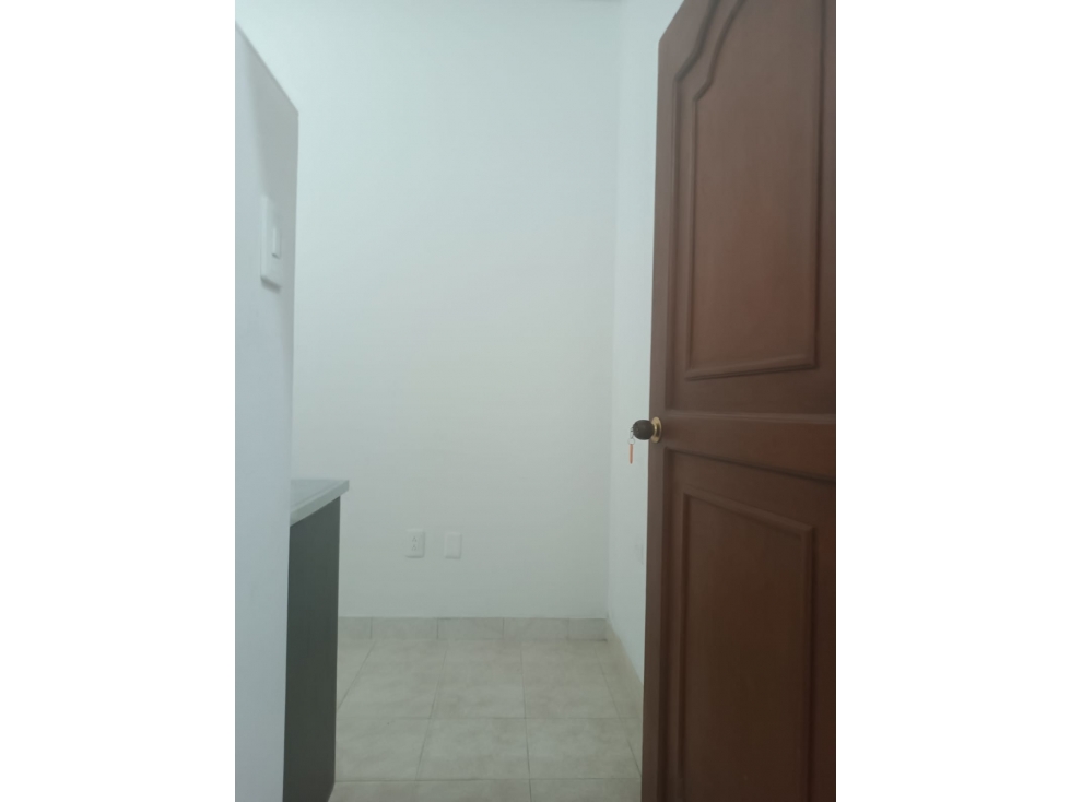 SE ARRIENDA APARTAESTUDIO EN EL BARRIO LLERAS RESTREPO CÚCUTA — foto 3