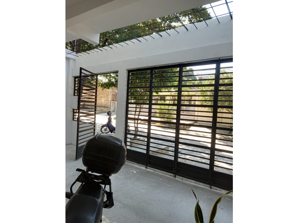 SE VENDE VIVIENDA DE DOS PISOS EN EL BARRIO PARAMO DE V/R — foto 3