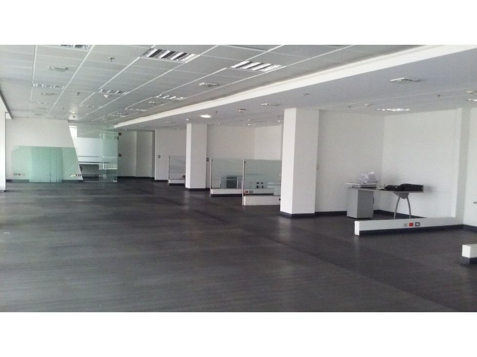 Arrienda Oficinas Autopista Medellín 2.132 M2 - 6