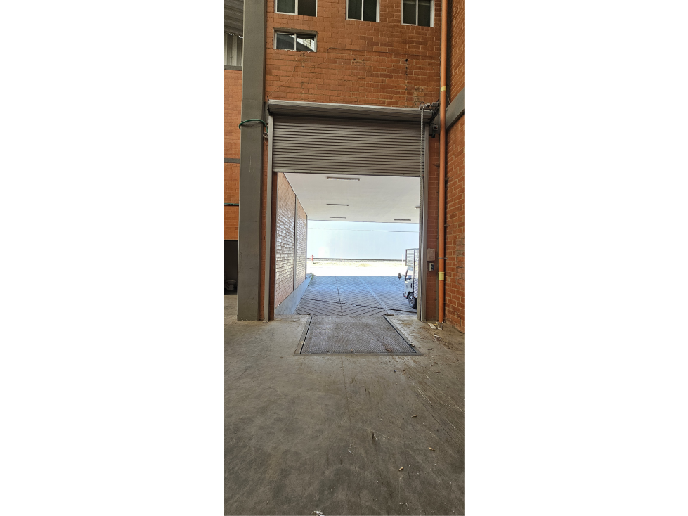 Bodega 1.000 M2 Zona Franca - 5