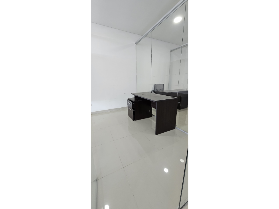 Bodega 1.000 M2 Zona Franca - 6