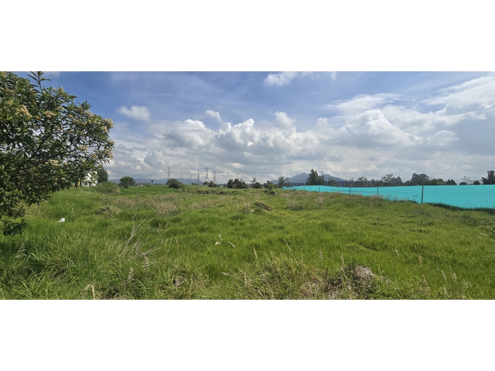 Venta de Lote 3.723 M2 Comercial - Industrial - 1