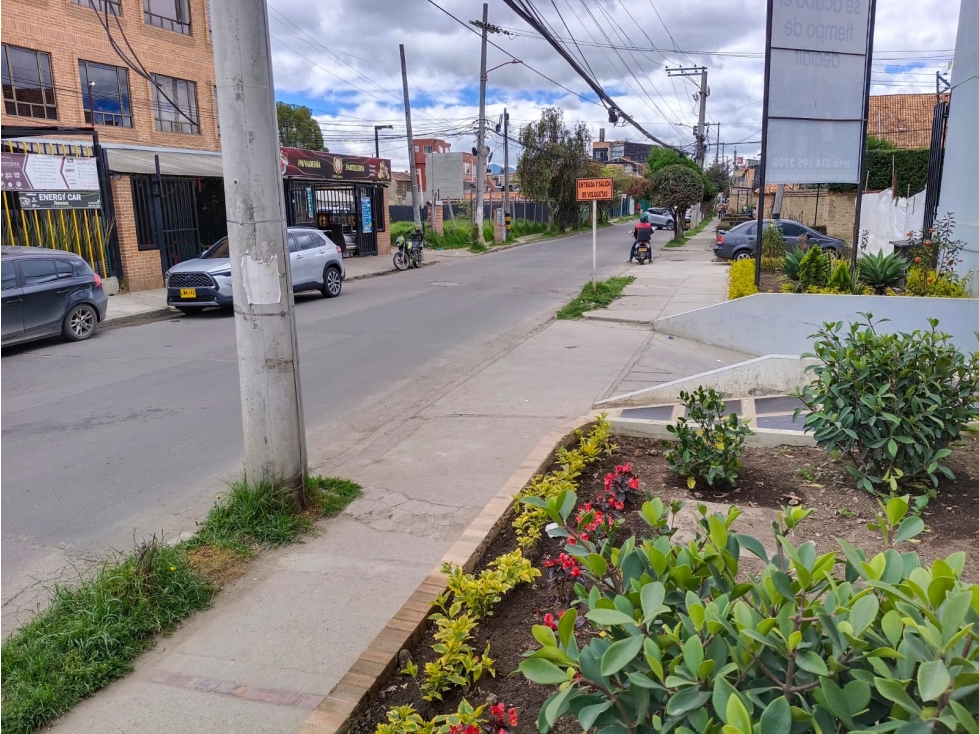 ARRIENDO LOCAL COMERCIAL 98M² EN CHÍA - 2
