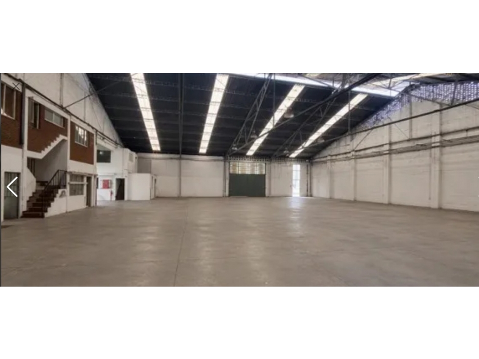 SE VENDE BODEGA 1.231 M2 EN BOGOTA - 1