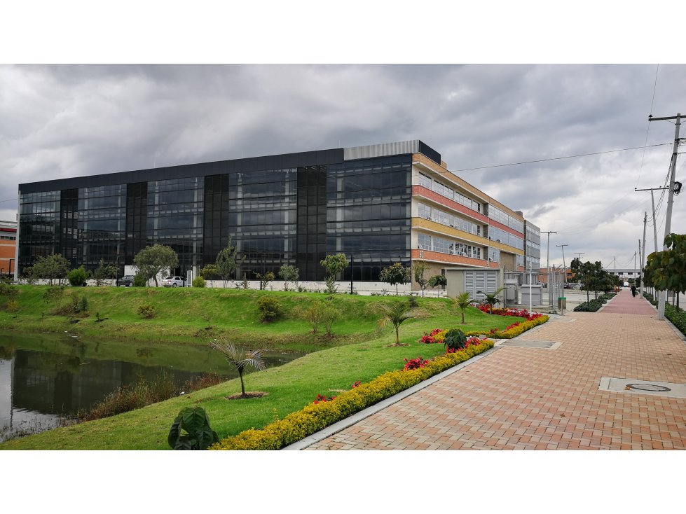 Vendo Arriendo Edificio en Zona Franca - 2