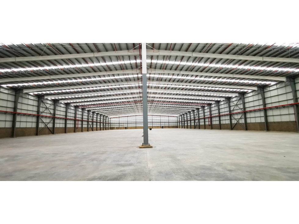 Se Arrienda Bodega Clase A+ Autopista Medellín 4.800 M2 - 4