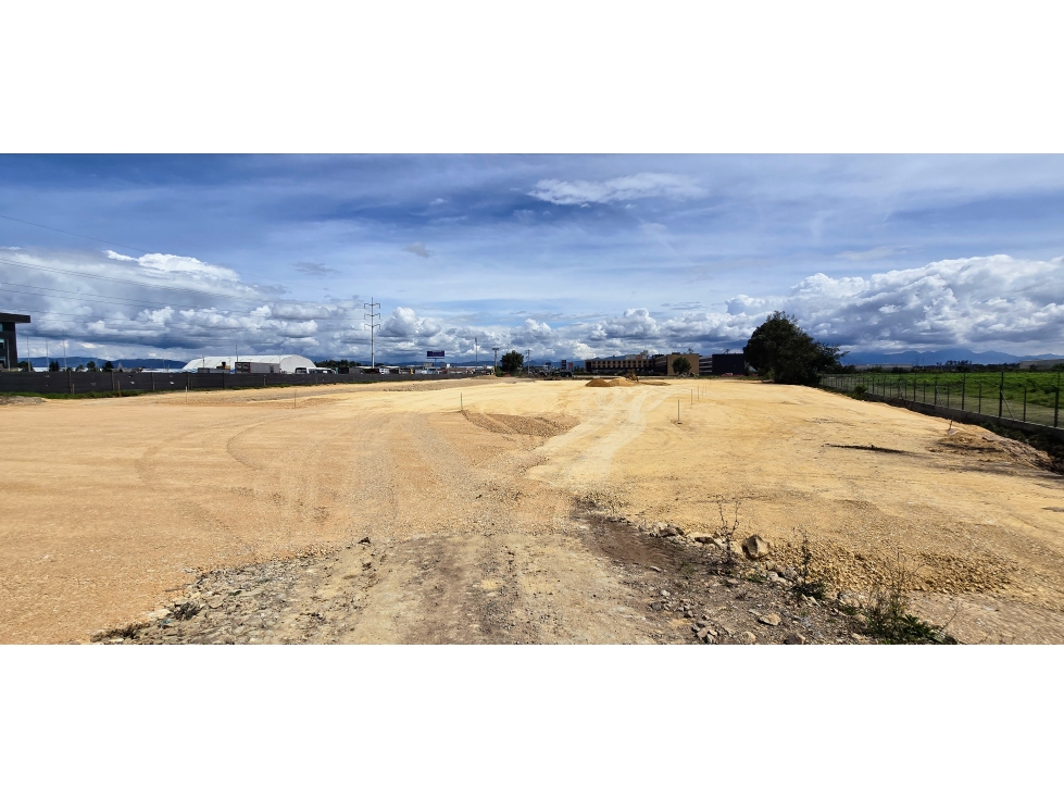 Arriendo Lote 12.000 Autopista Medellín - 5
