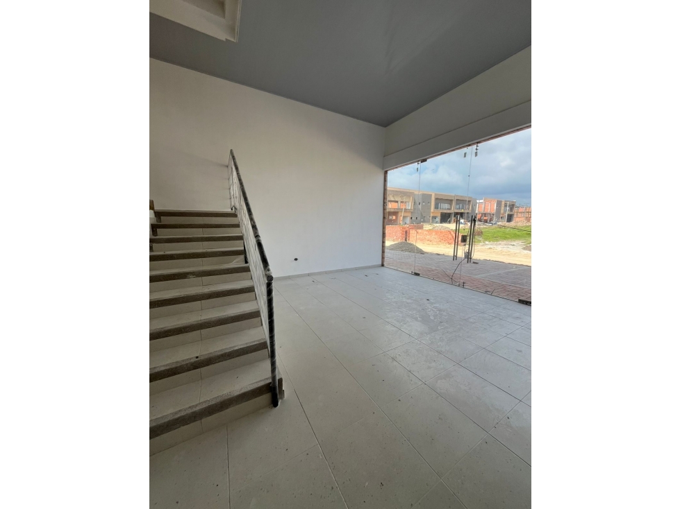 ARRENDAMIENTO DE BODEGA 1715 M2 - 4