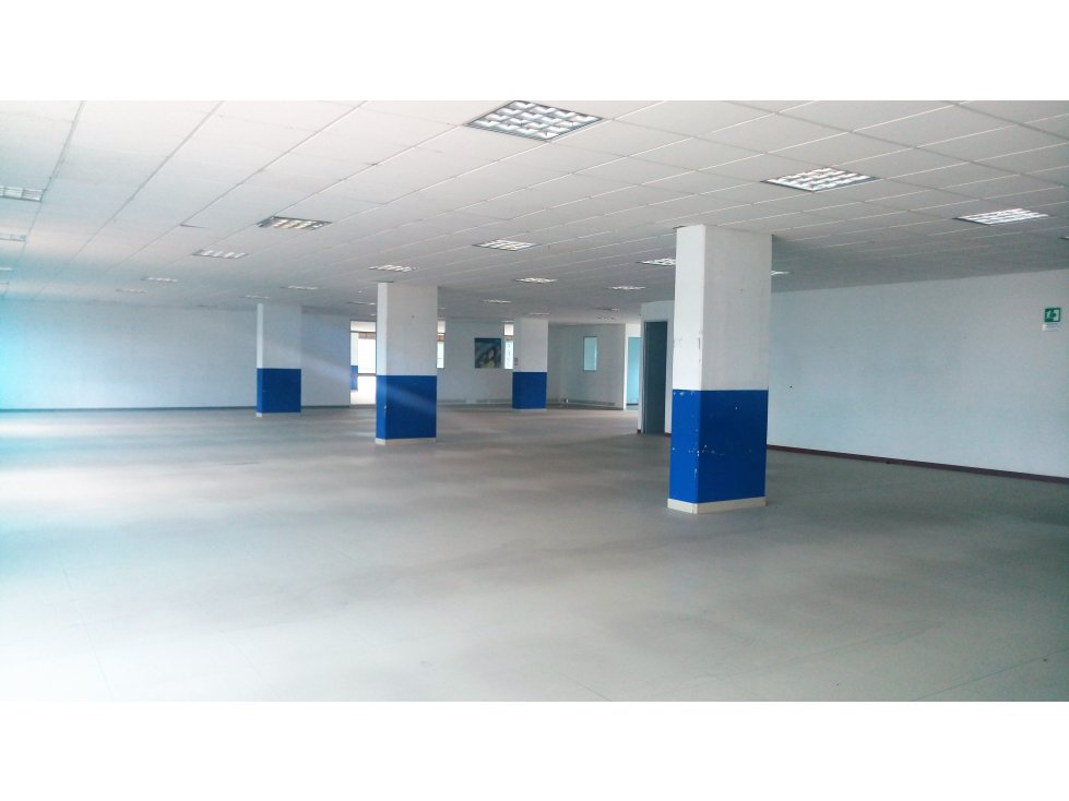 Arriendo Oficinas en Autopista Medellín - 5