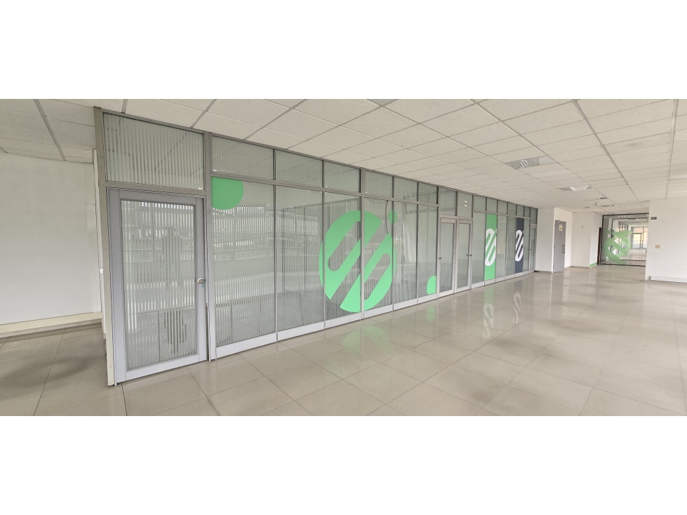 Arriendo Edificio en la Autopista Medellín - 1
