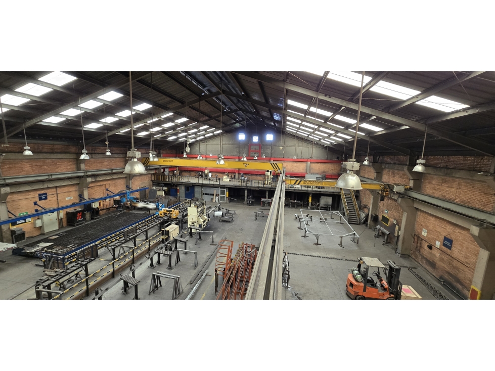 Venta de Bodega Industrial Mosquera 2.318 M2 - 3