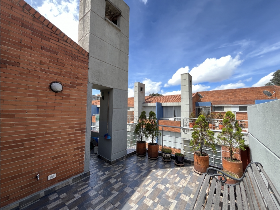 CASA EN VENTA EN COLINA CAMPESTRE