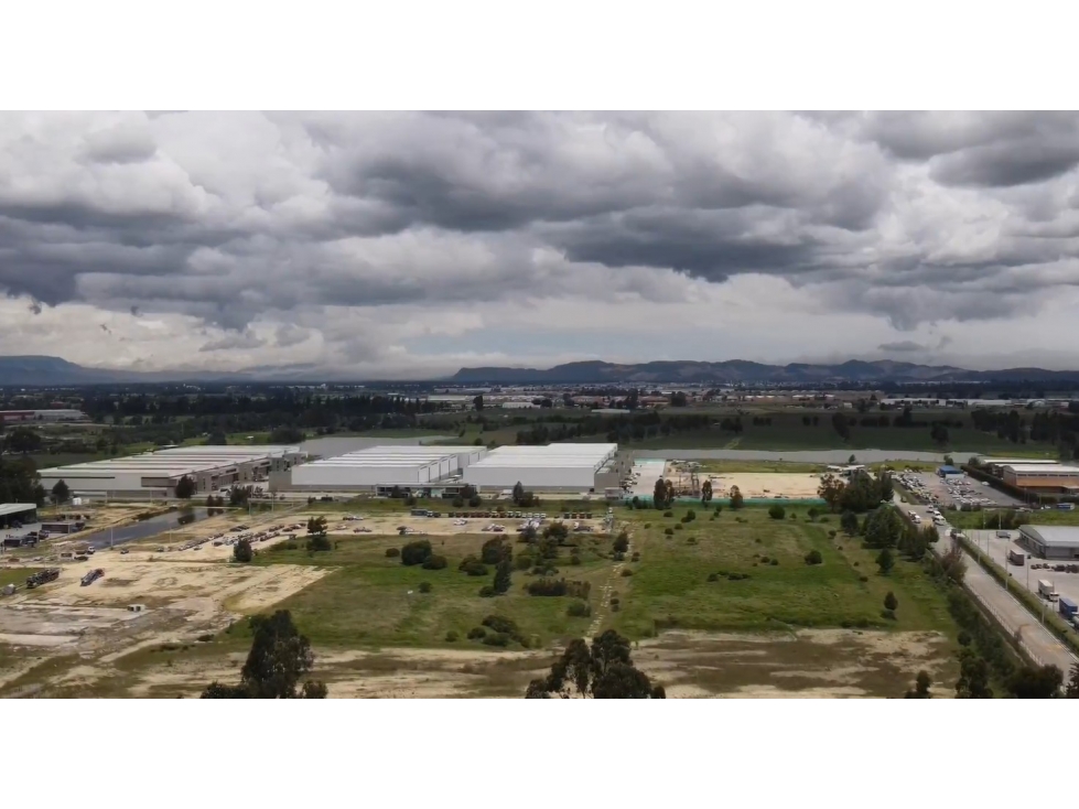 Venta Lote Industrial Autopista Medellín 26.600 M2 - 1