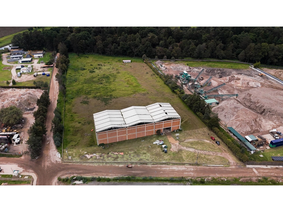 Oportunidad Estratégica: Lote Industrial 31.475 m² Se Vende - 2