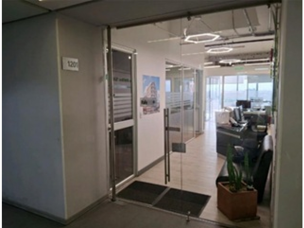 SE VENDE OFICINA BOGOTA AREA 179.4 M2 — foto 4