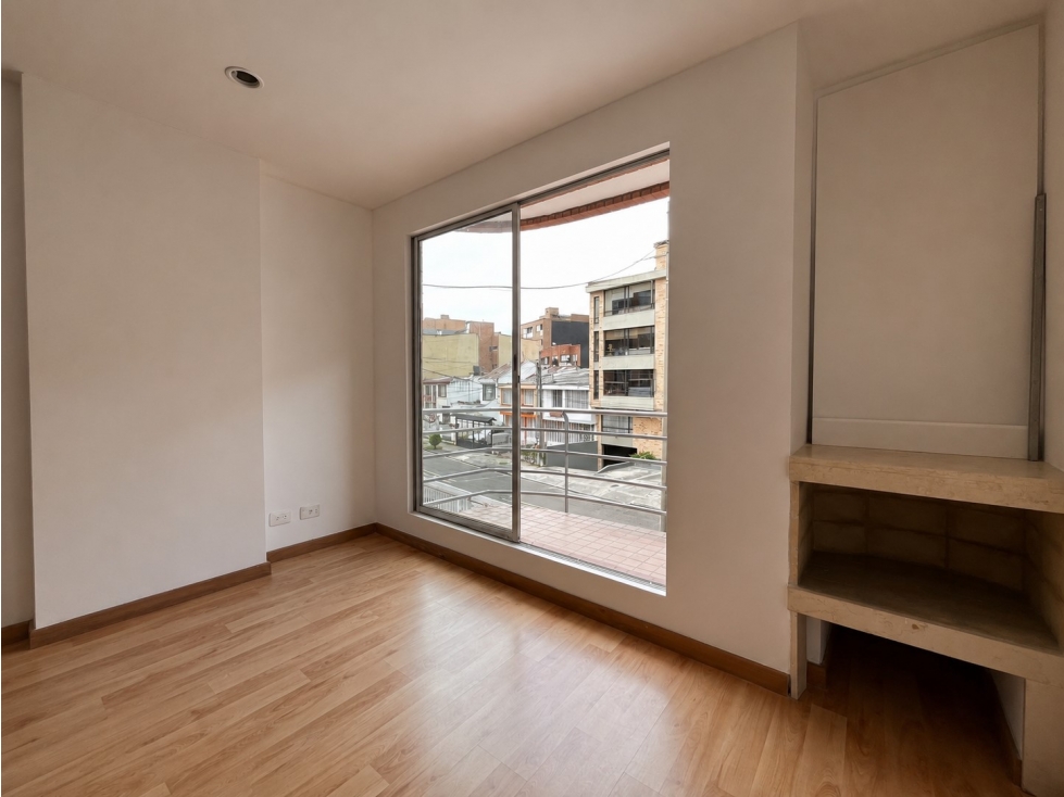 APARTAMENTO EN VENTA EN PUENTE LARGO — foto 3