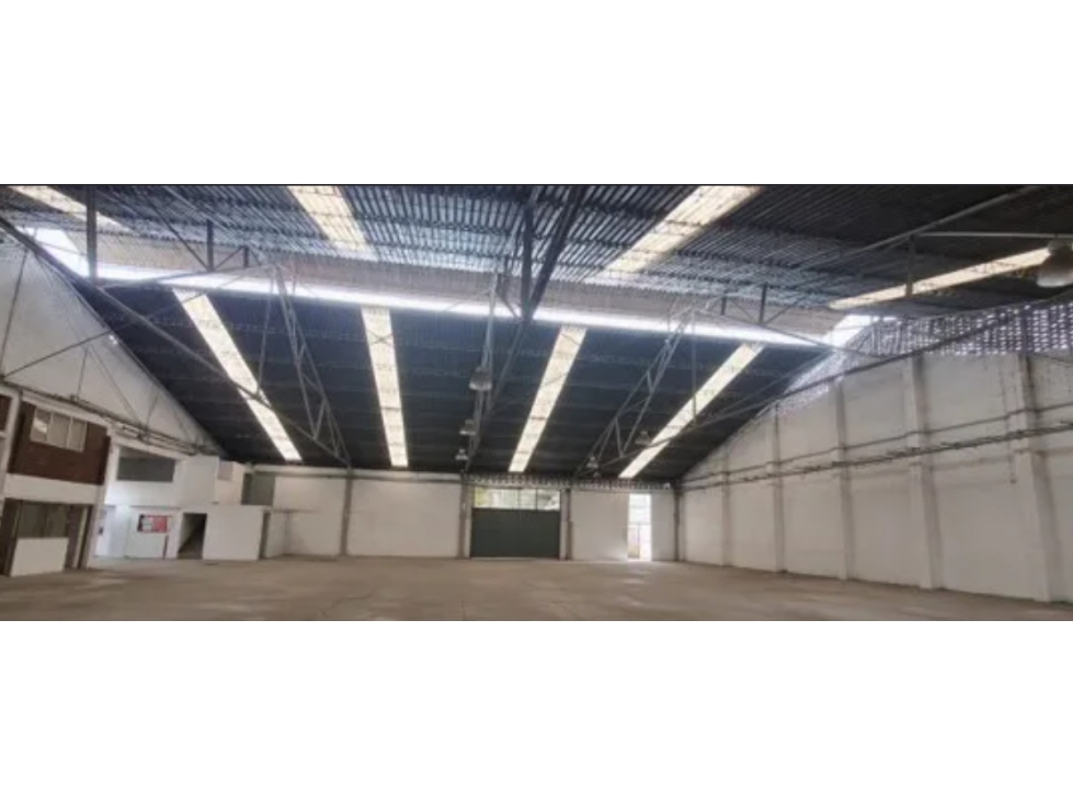 SE VENDE BODEGA 1.231 M2 EN BOGOTA - 2